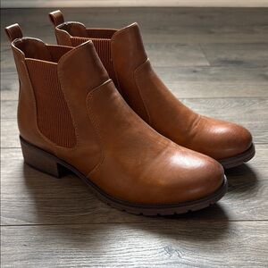 Natural Reflections Tan Bootie